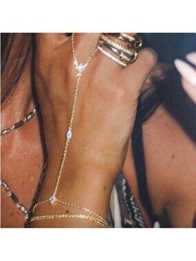 New! Gold Rhinestone Hand Chain (3027) NWOT